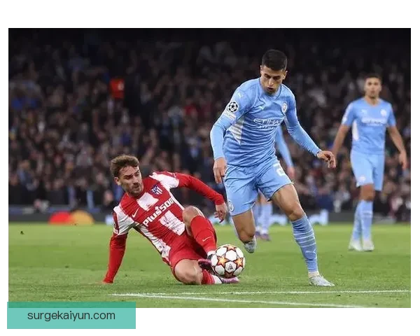 德布劳内荣膺英超最佳球员，状态持续稳健引发关注竞争力增强。