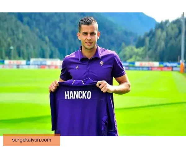 足球新星技战术分析，表现稳健引人关注